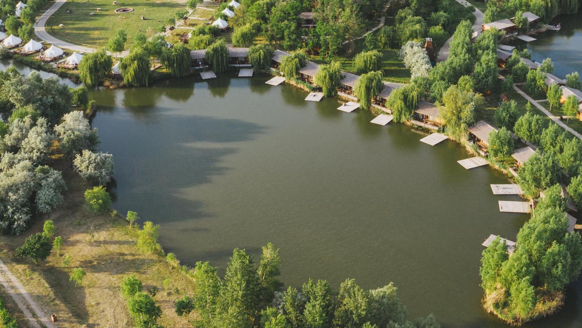 Hotel Zaga Zaga Sat Tecuci Exteriér fotografie