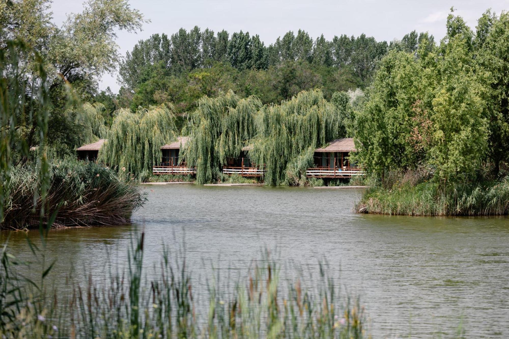 Hotel Zaga Zaga Sat Tecuci Exteriér fotografie